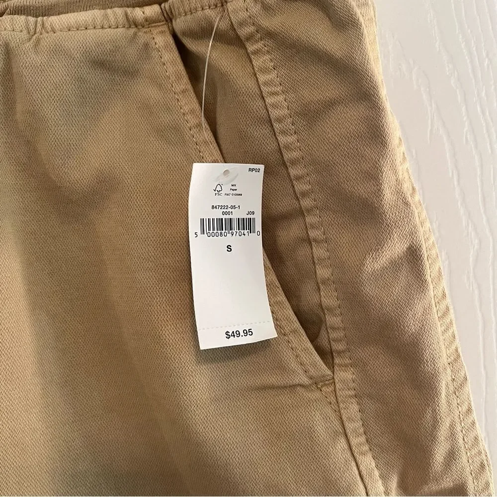 GAP Tan Cargo Shorts with Elastic Waistband NWT